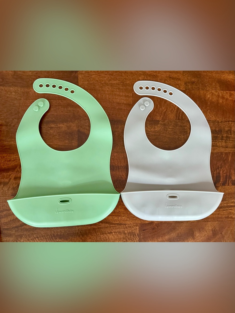 💚 UpwardBaby Silicone Baby Bib Set Sage & Gray BPA Free